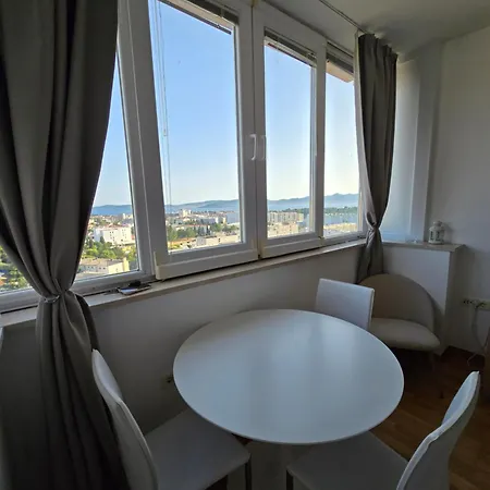 Kiki With A Sea View, Free Wifi, For 2 Persons זאדאר