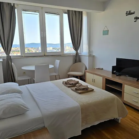 Apartamento Kiki With A Sea View, Free Wifi, For 2 Persons *
