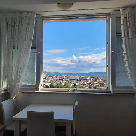 Apartment Kiki With A Sea View, Free Wifi, For 2 Persons