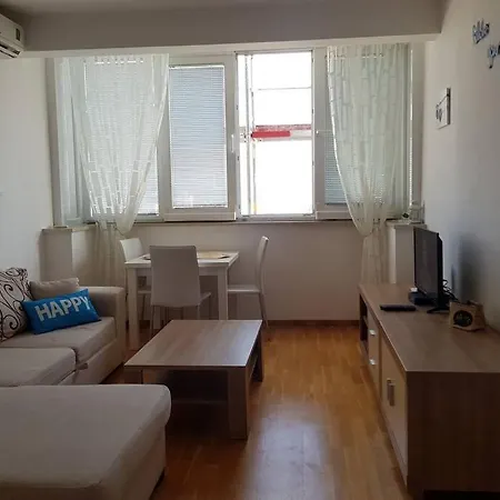 Apartment Kiki With A Sea View, Free Wifi, For 2 Persons Zadar